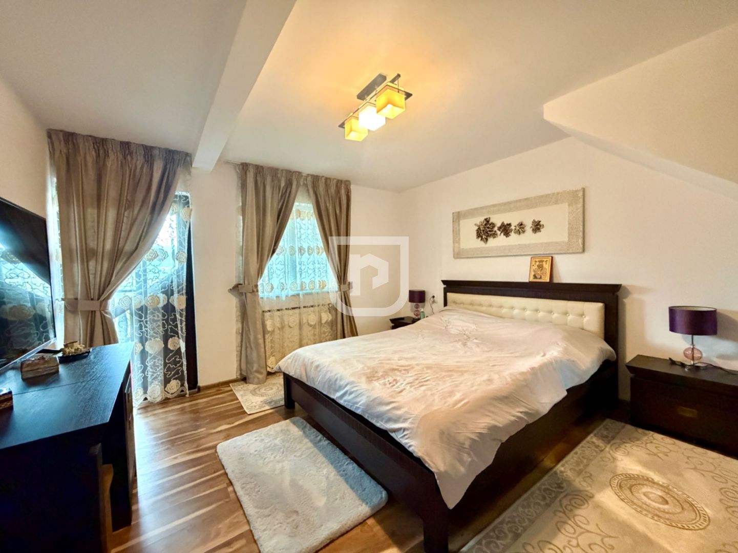 Triplex LUX în centrul Frasin – complet mobilat - Poză 9