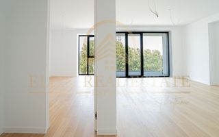 Stațiunea Mamaia - Vânzare apartament cu 2 camere, 2 bai si terasa. - Poză 11