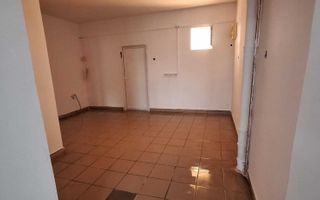 Închiriez spațiu comercial în centrul din Cristești – 75 mp - Poză 3