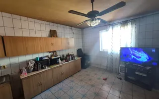 Vilă S+P+2 lângă Dragonul Roșu -375 mp + subsol+magazin - Poză 19