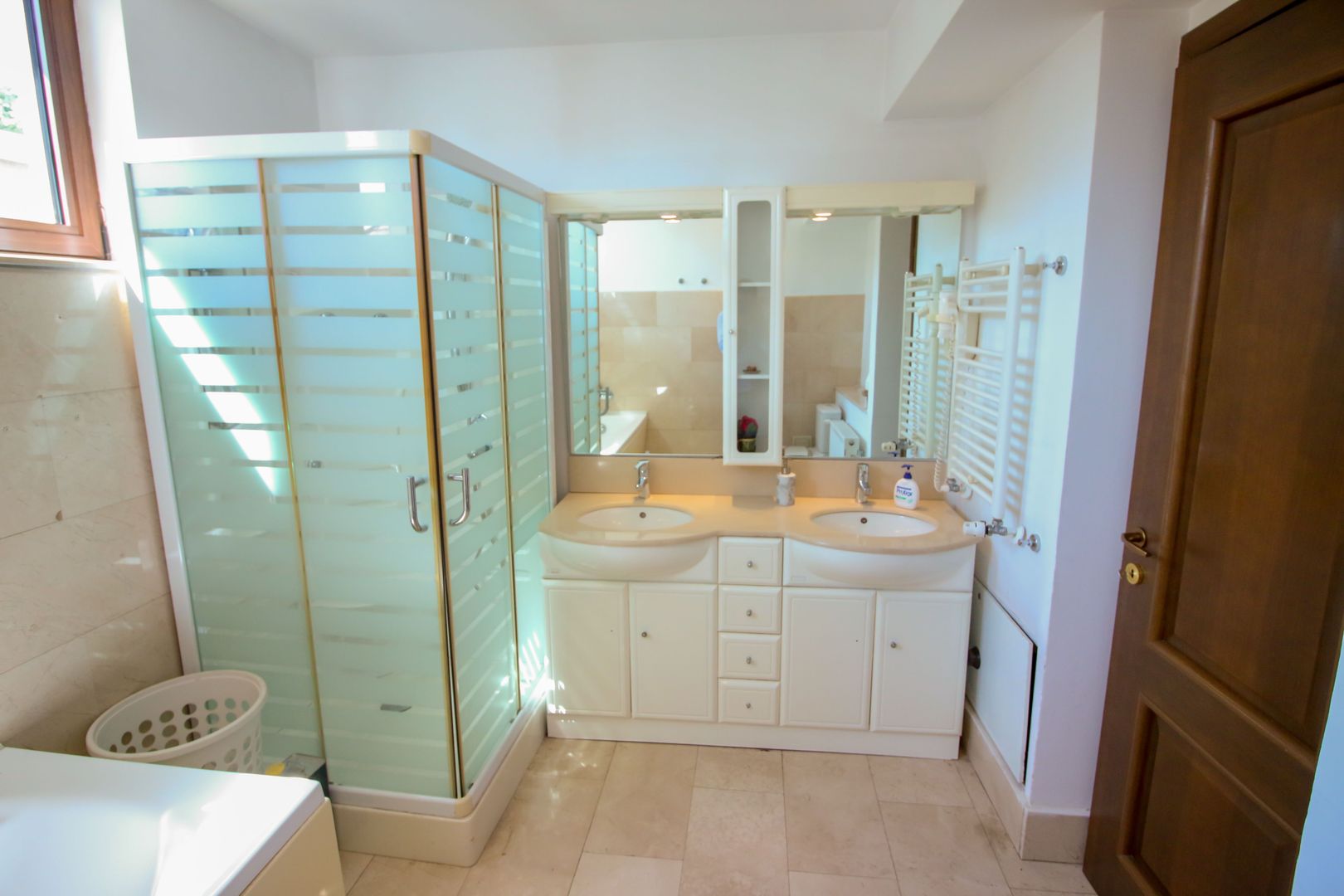 Vila 8 Camere Piata Dorobanti - Poză 15