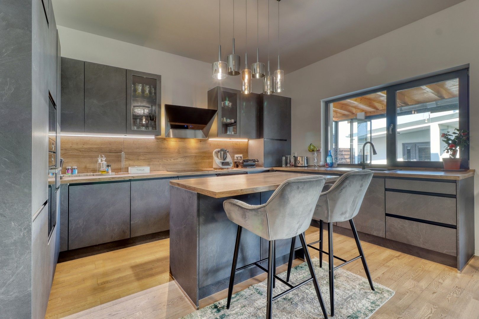 CORBEANCA- PARADISUL VERDE- VILĂ INDIVIDUALĂ LA CHEIE - Poză 7