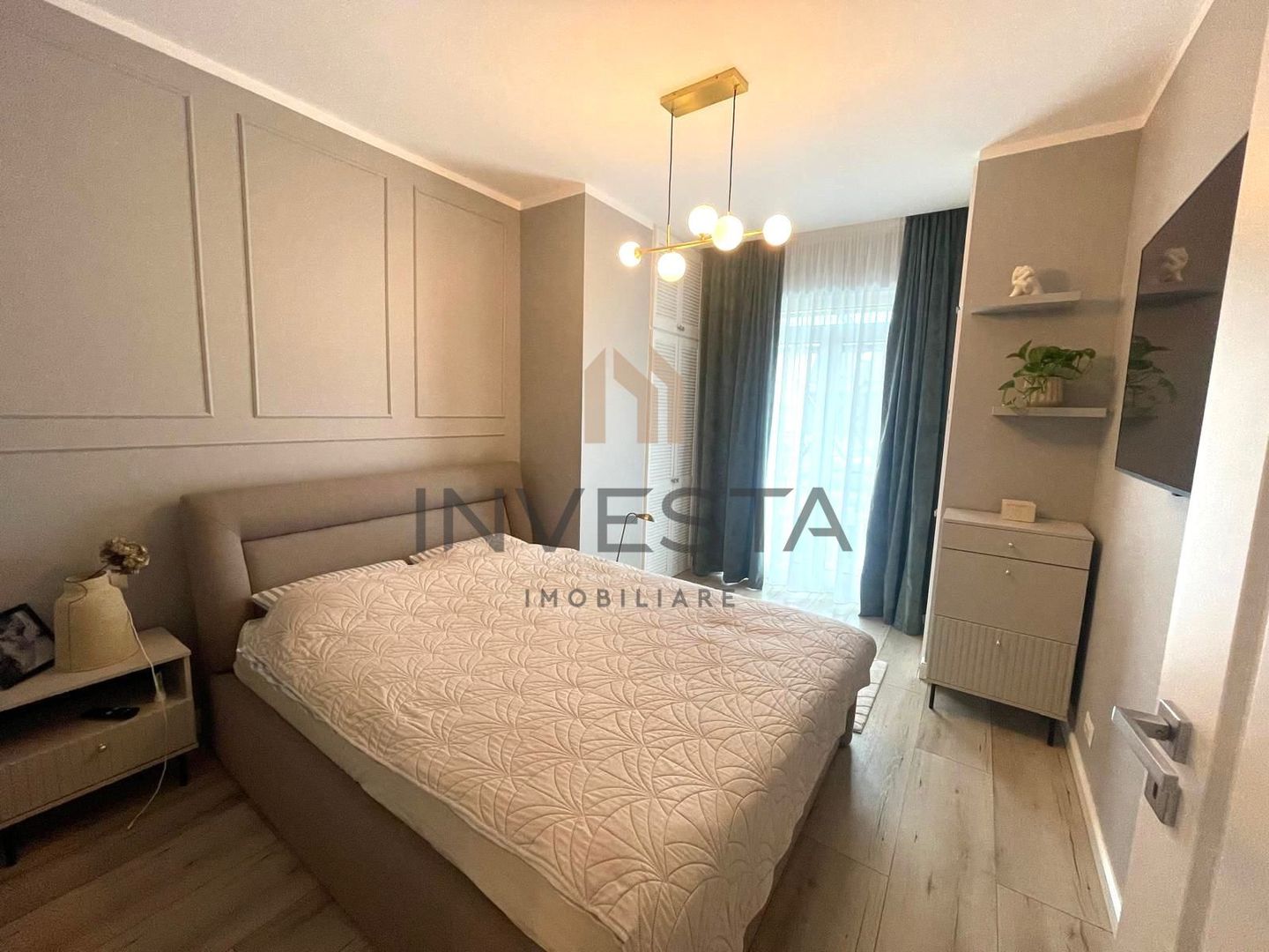 Apartament cu 3 camere finisat modern ! - Poză 1