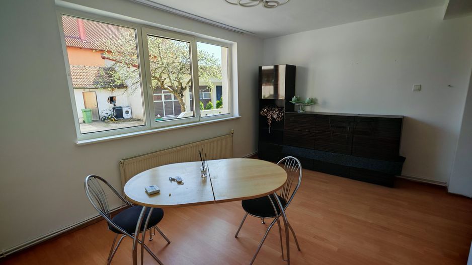 Apartament in vila,Bartolomeu,120 mp,3 camere,Spatiu depozitare 50mp - Poză 10