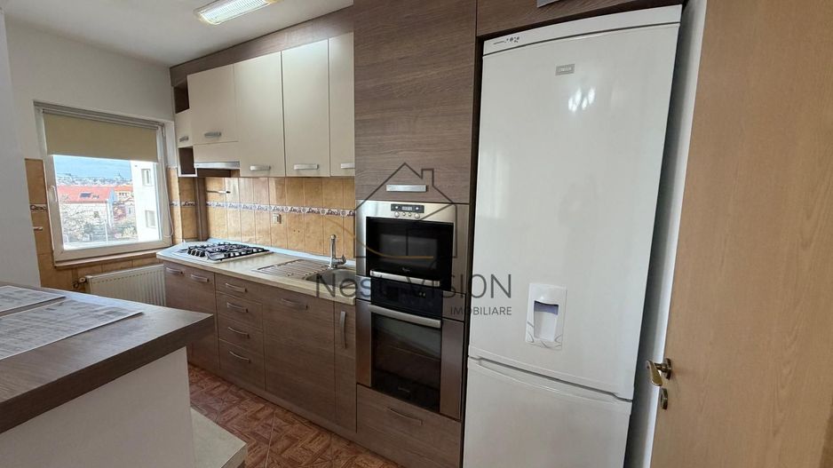 Apartament spațios cu 4 camere cu garaj - zona Ștrand - Poză 7