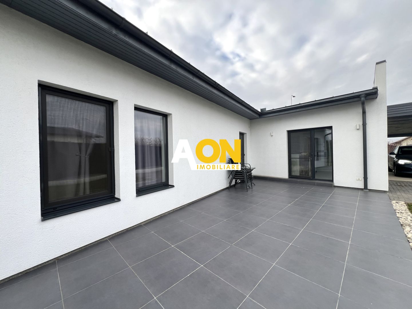 Casa individuala superfinisata, 3 camere, 2 bai,  500mp teren - Poză 19