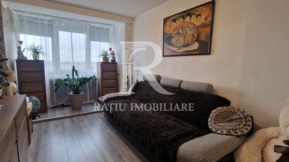 Apartament cu 3 camere | Ascensor | Rogerius | Oradea - Poză 10