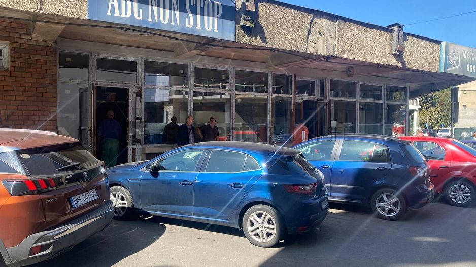 Sapient | Spațiu comercial central _ Piața Cetății - Poză 4