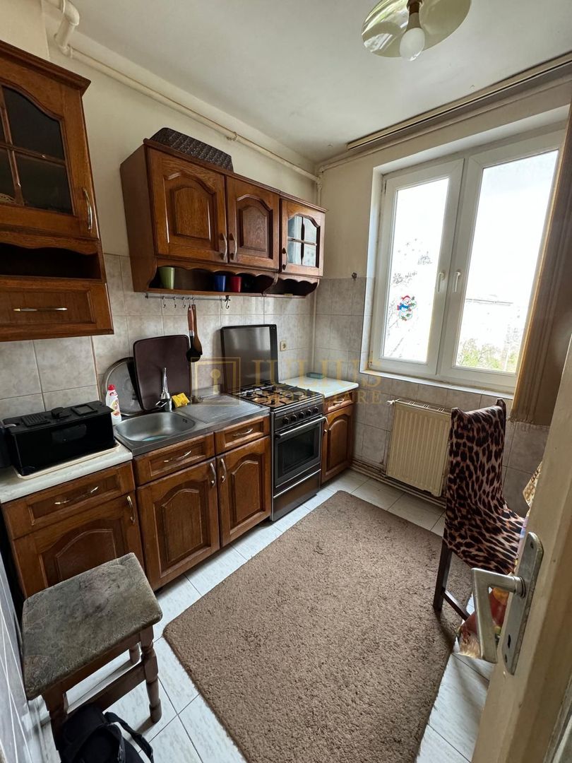 3 camere decomandat, centrala proprie. - Poză 10