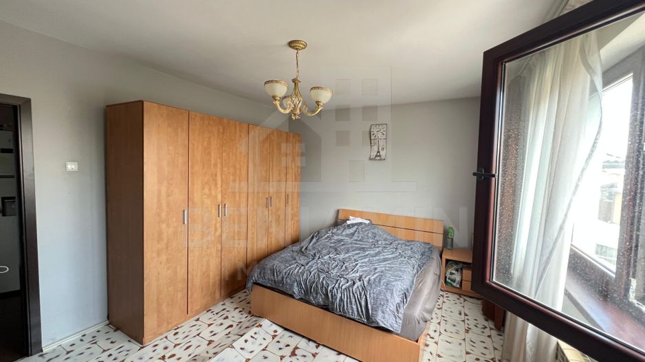 De-Vanzare-Case-16-Camere-400mp-Utili-1100mp-Teren-Sacele-Brasov - Poză 7