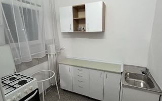 Garsonieră cu balcon, etaj intermediar. - Poză 5
