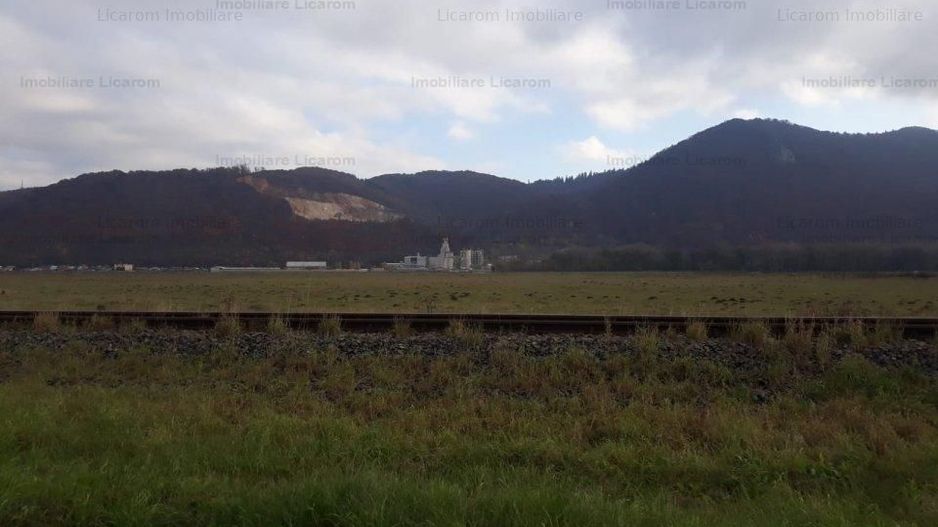 Teren industrial 2000mp DN 73 Soseaua Cristianului Str CUCULUI - Poză 1