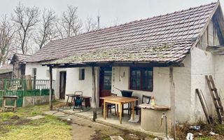 Casă din cărămidă | Teren 2000 mp|Anexe tradiționale | Bojt - Poză 3