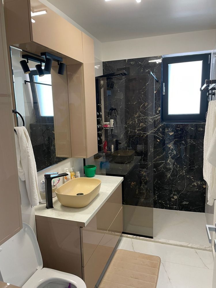 Apartament 2 camere vedere panoramica la lac, Parcare privata - Ocazie - Poză 8