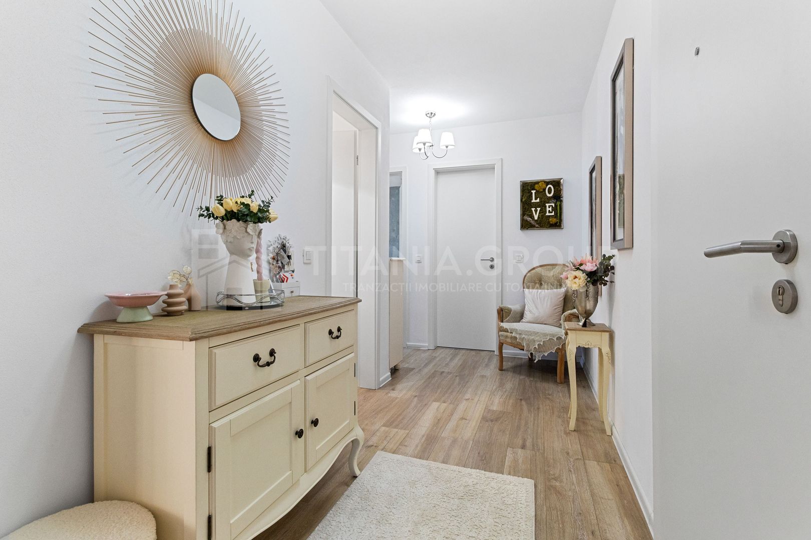 Apartament cochet mobilat-utilat, 3 camere, parcare, boxa, Kasper Coresi - Poză 10