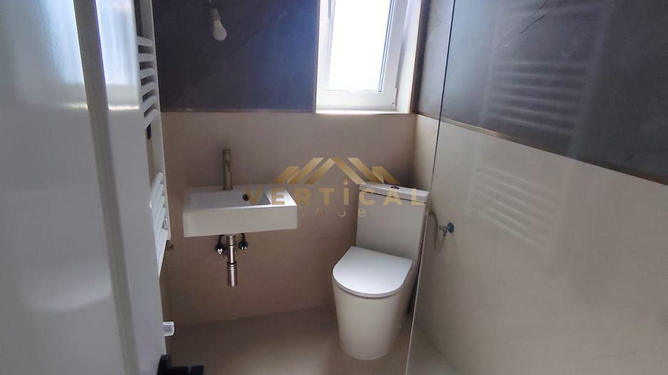 Casă Superbă P+1 | 4 Camere, 3 Băi & Dressing | Gata de Mutare - Poză 19
