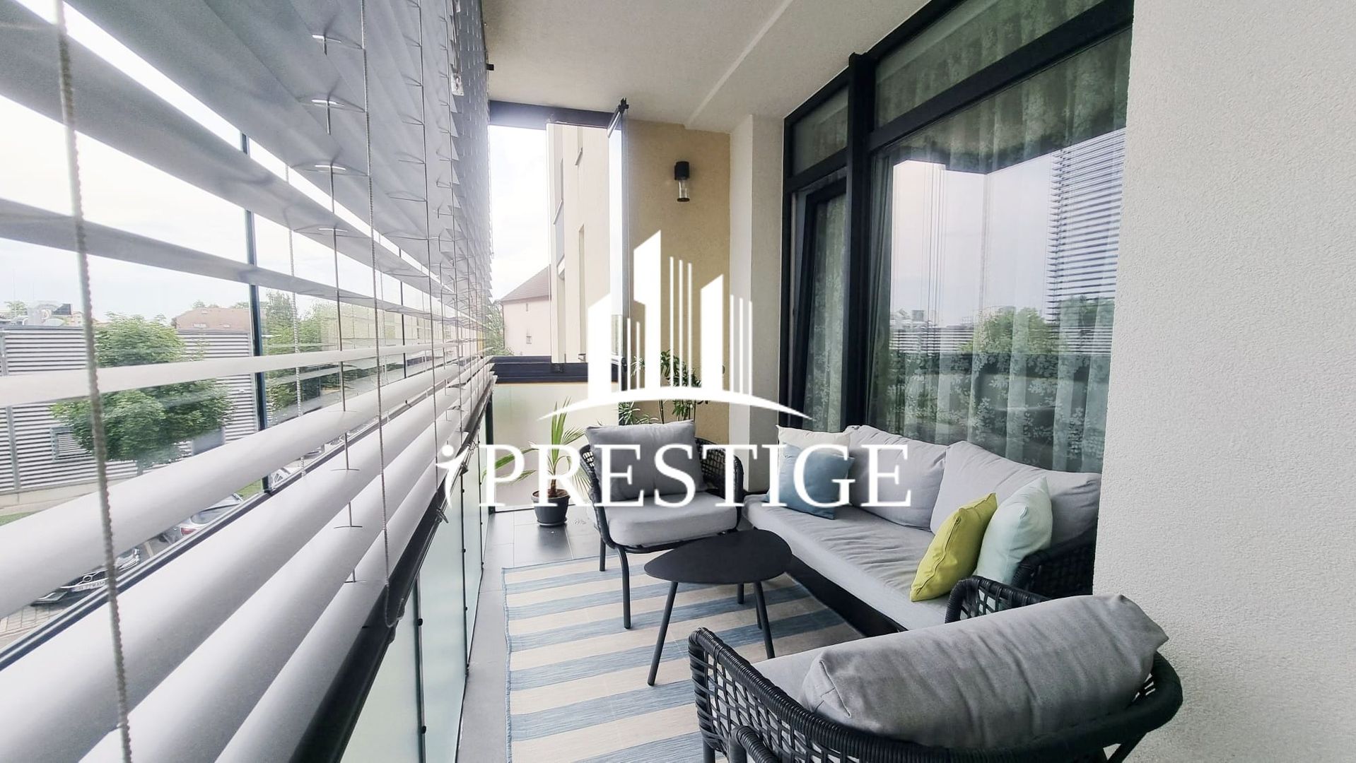 APARTAMENT DE VÂNZARE 4 CAMERE ETAJ 1 BALCON BOXĂ LIFT PARCARE CENTRAL - Poză 19