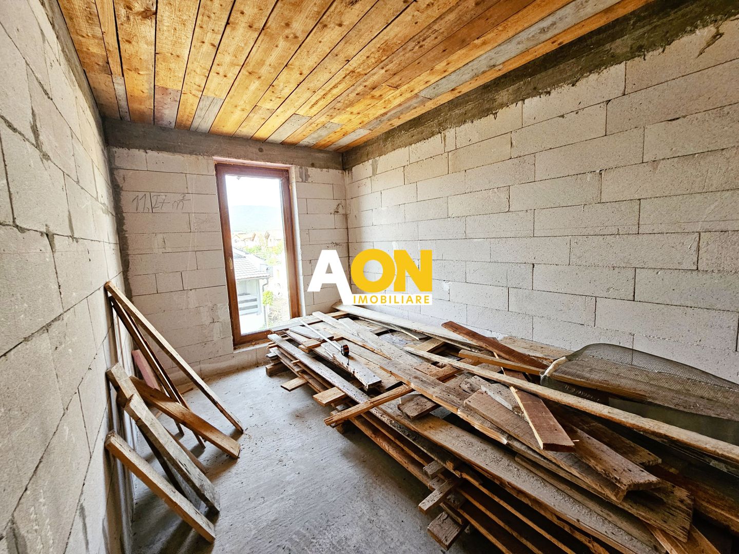 Casa la rosu, 4 camere, 301 mp teren, P+1, zona Alba-Micesti - Poză 21