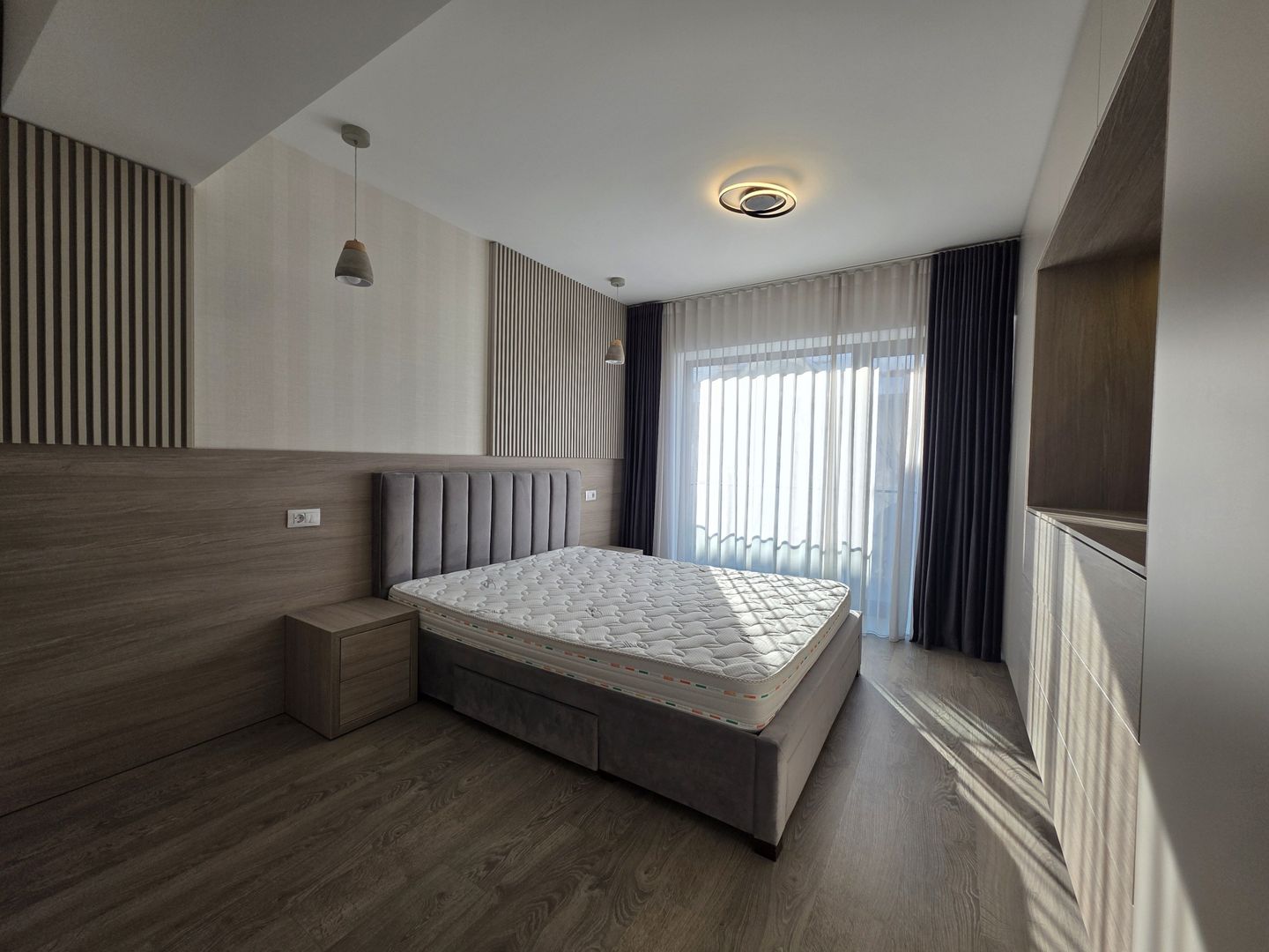 Ap 4 camere Iancu Nicolae Cambrige School parcare subterana lux - Poză 28