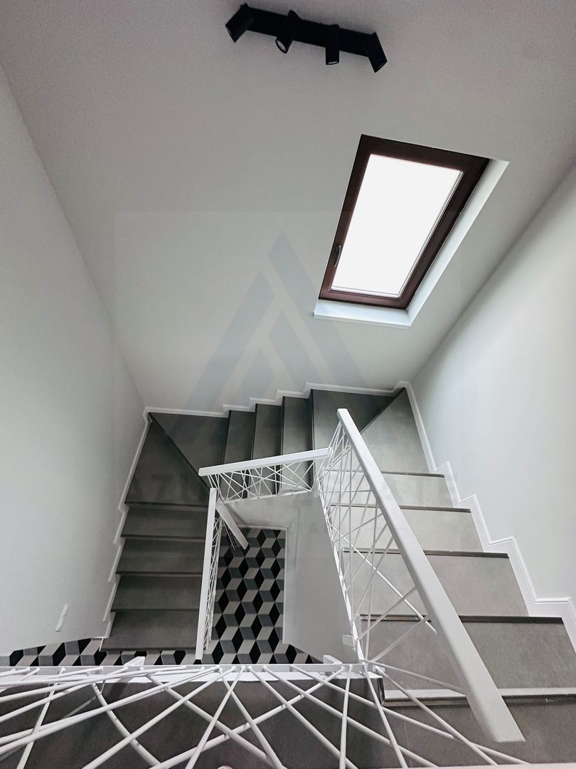 Casă premium complet utilata 5 camere 3 bai teren 427 mp în Cisnădie - Poză 2