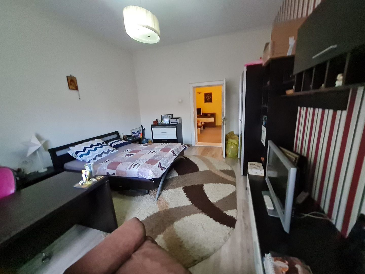 Vila generoasa,destinatii multiple - Poză 12