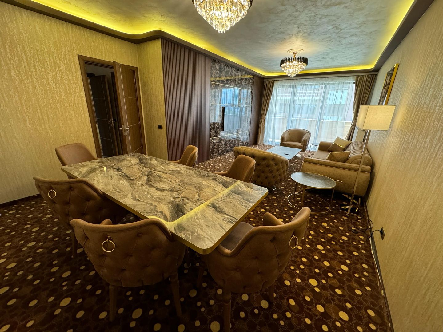 Apartament de Lux 2 Camere | Coresi Brașov | 76 mp | 2 Băi | Parcare - Poză 2