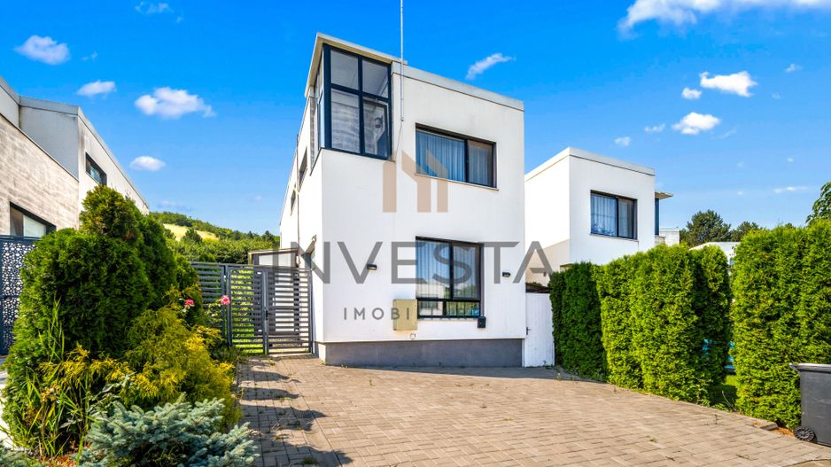 Duplex White House | Energie proprie | langa padure si VIVO - Razoare - Poză 1