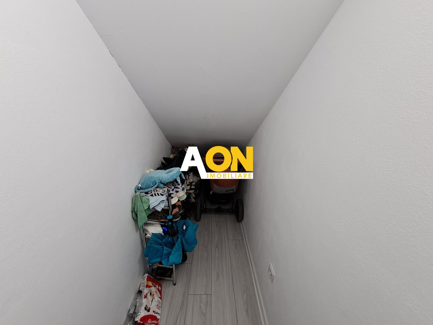 Apartament 3 Camere, 90 mp, Decomandat Cu Scara Interioara, Zona Arex - Poză 8