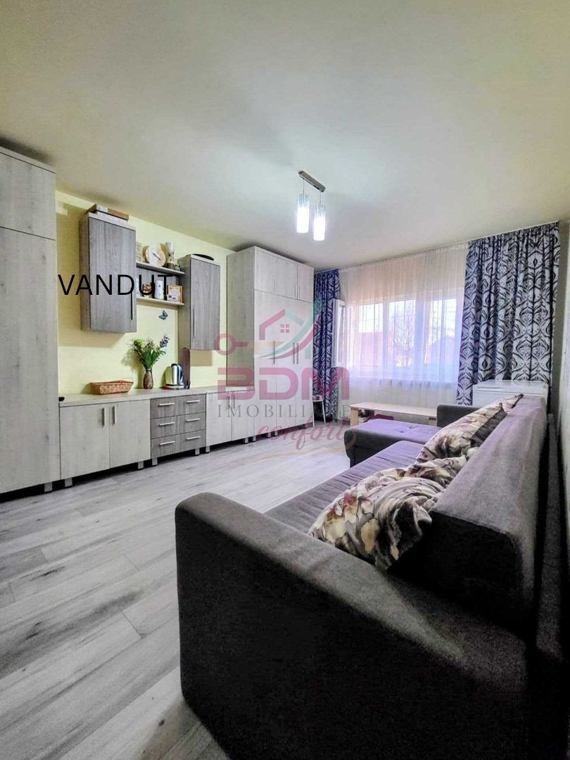 COMISION 0| Apartament 2 camere | decomandat | etaj 1 | loc de parcare - Poză 1