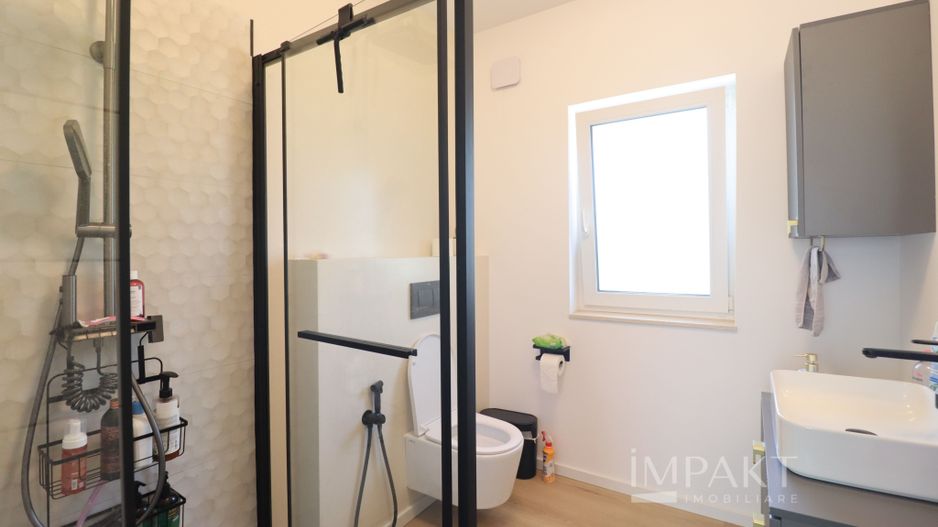 Duplex superb la vanzare, finisat, mobilat, utilat, situat in Chinteni - Poză 17
