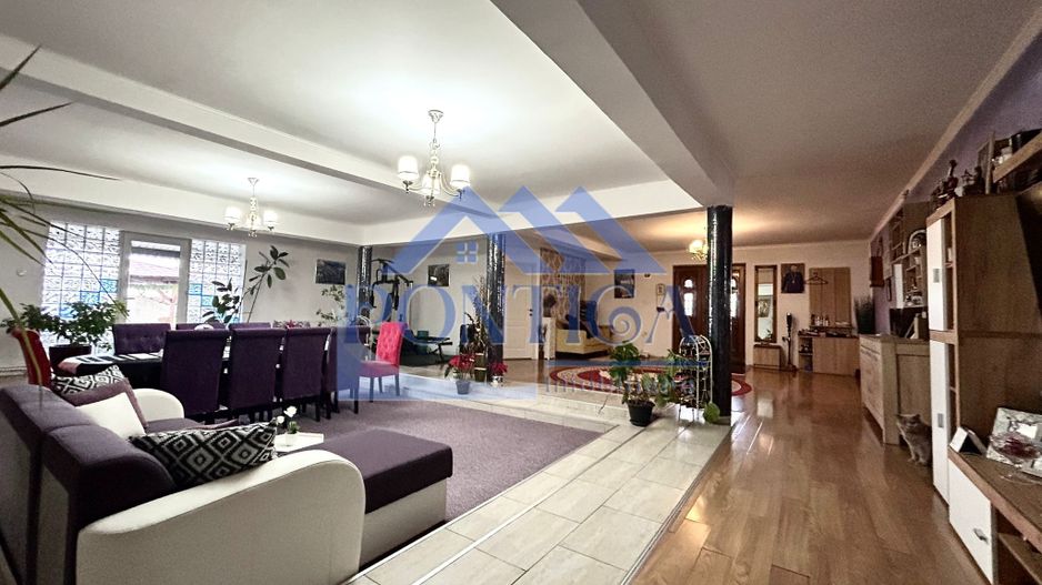 Casa moderna de vanzare in Fantanele - Poză 1