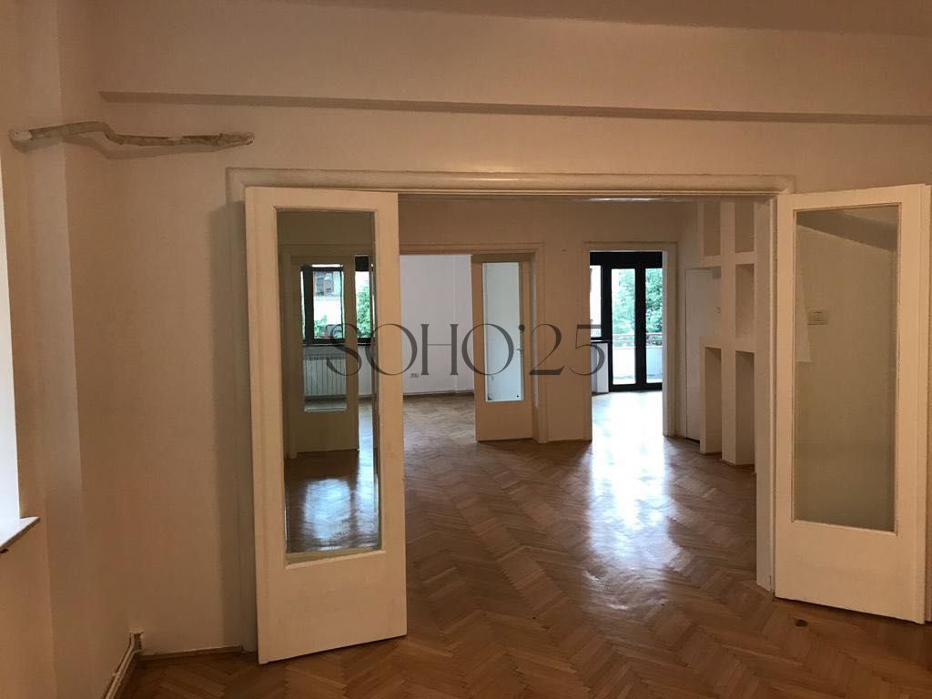 Apartament 5 camere | Piața Amzei | Imobil interbelic | Renovat - Poză 3