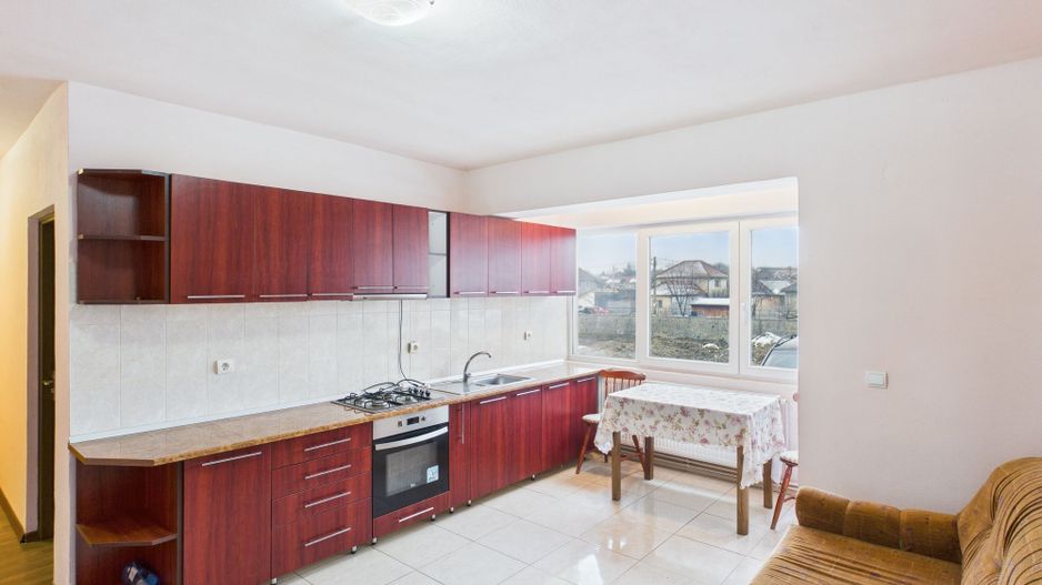 Apartament 3 camere – Parter – Beiuș - Poză 1