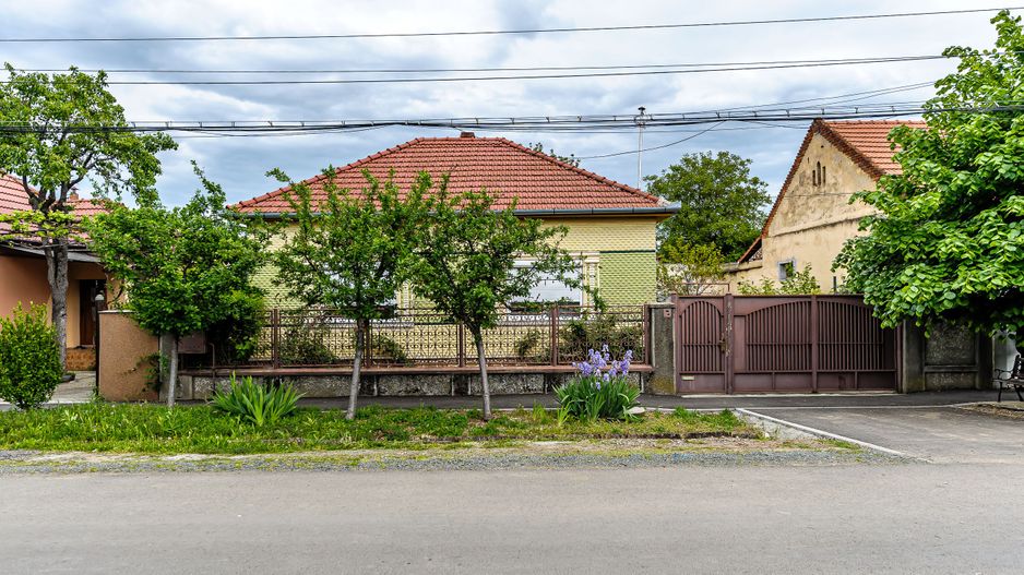 Casă cu teren de 1440 mp în Aradul Nou. Str Molidului. - Poză 6