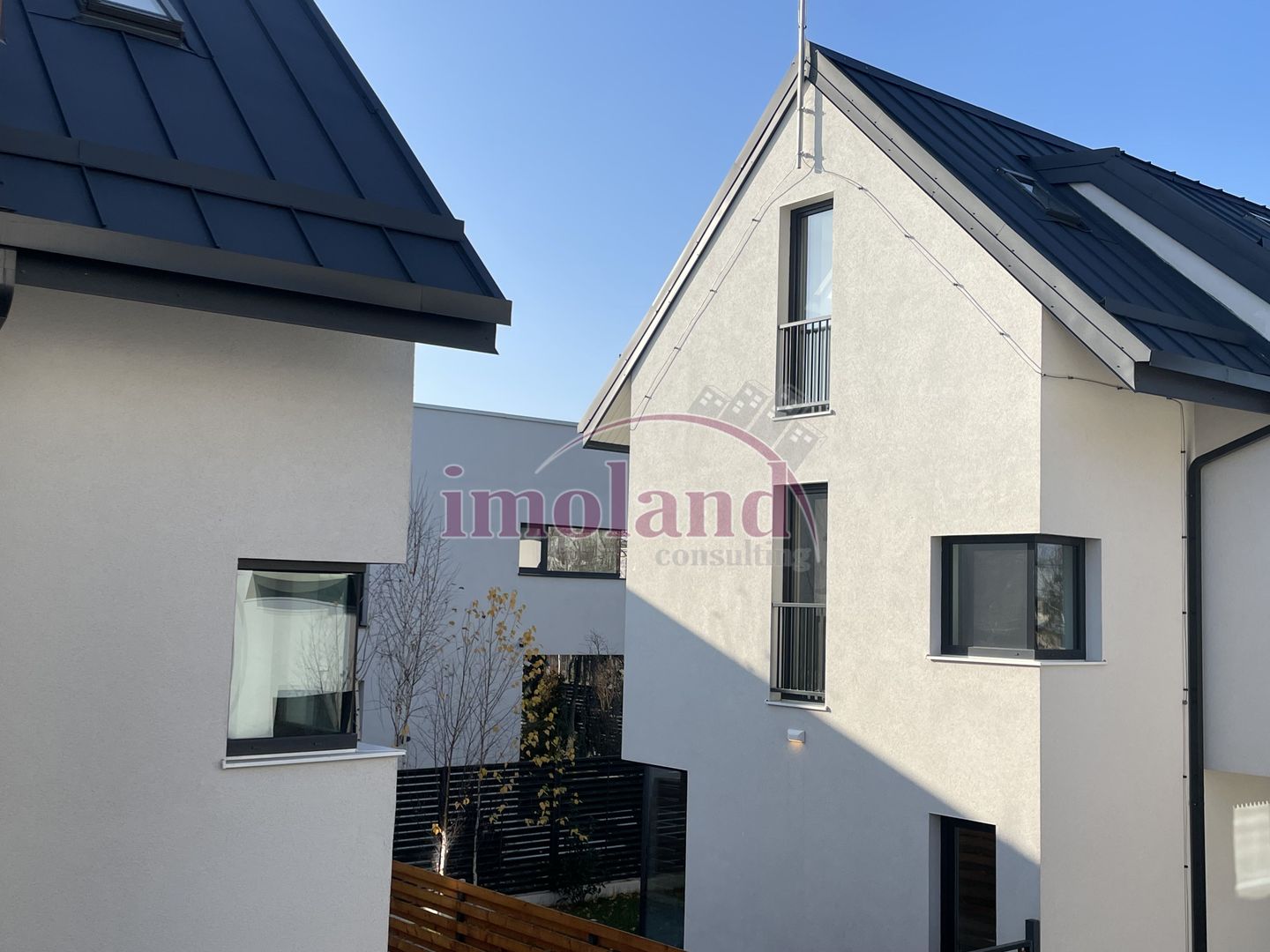 De vânzare casă noua 102 mp | 5 cam 3 bai | curte proprie | lacul Straulesti - Poză 2