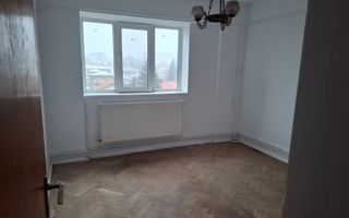 4 Camere Central - Liceul Mihai Viteazul - Poză 7