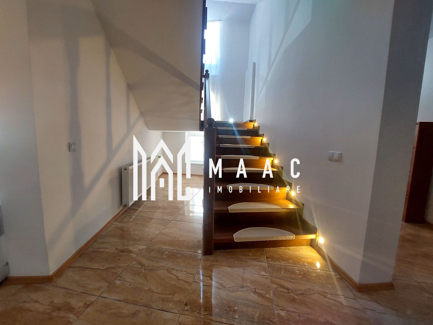 Casă | 4 camere | 240 MPU | Acces auto | Mediaș - Poză 20