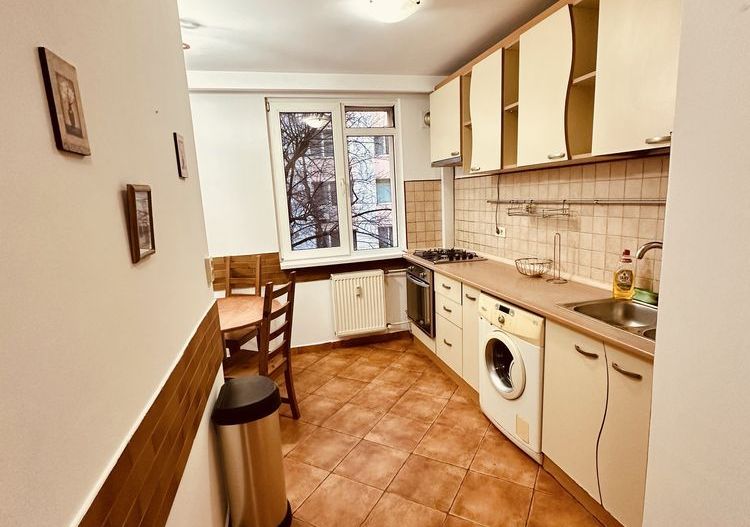 Apartament 3 camere de inchiriat - Poză 1