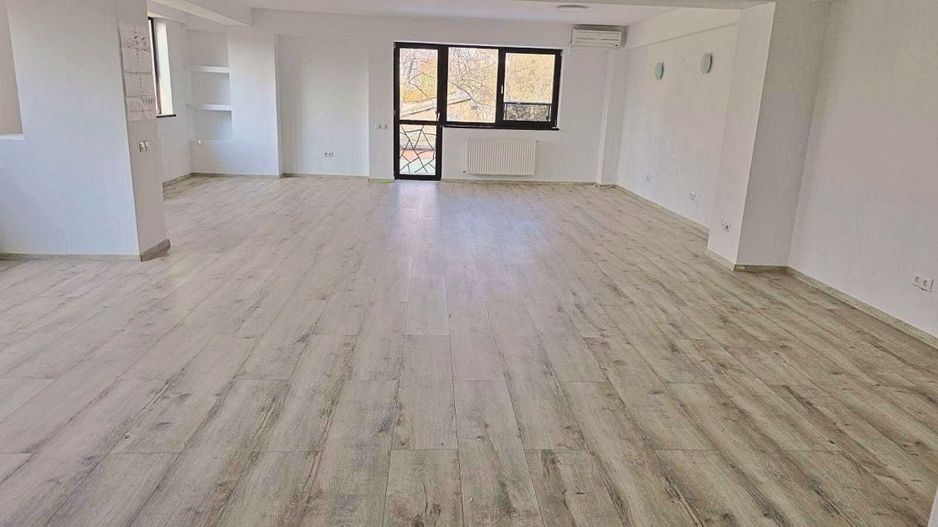 Zero comision, 85mp birou sau activitati cu public, Grivitei, 2'Metrou - Poză 2