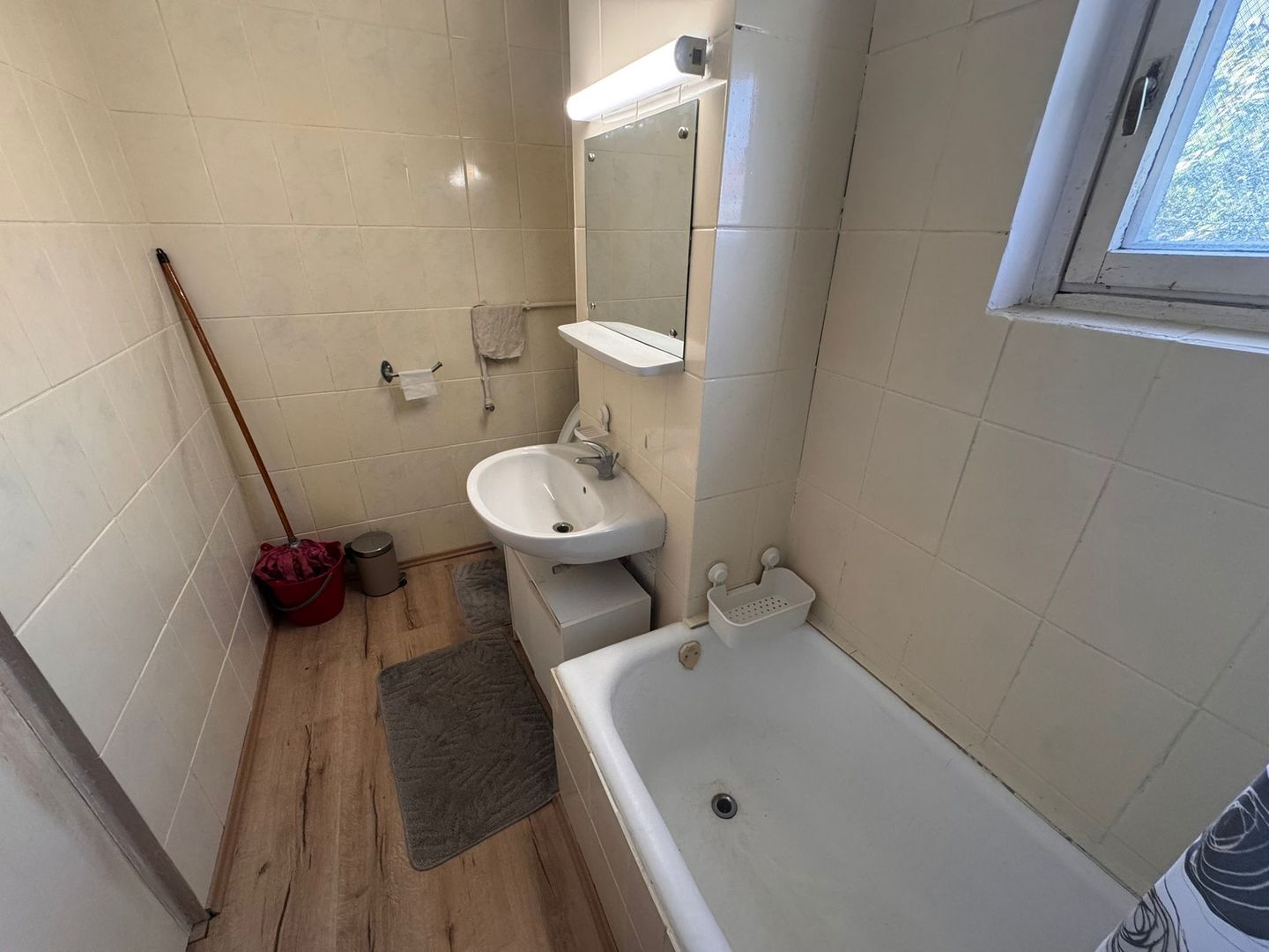 Garsoniera Voluntari 34 mp Centrala Proprie 1/2 - Poză 7