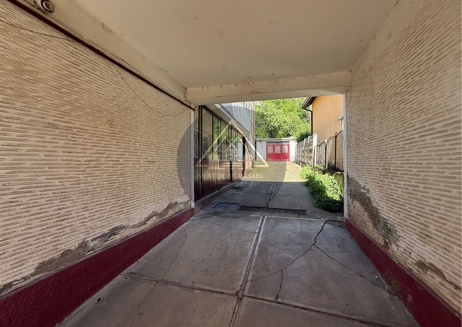 Casa de vanzare, Medias - Poză 2