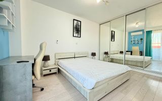 Central, bloc nou, la cheie, parcare - Poză 1