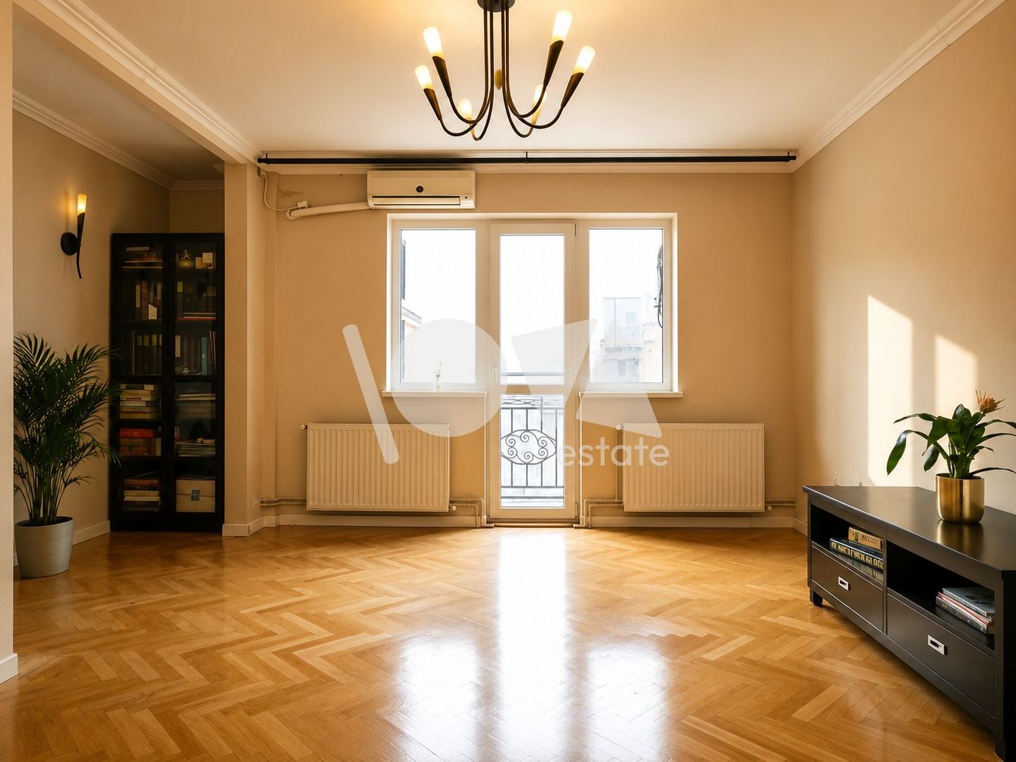 De vânzare: apartament 3 camere, 94 mp, mobilat utilat - Ultracentral - Poză 1
