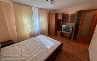 Disponibil imediat. Etaj 1. Centrala proprie. Vedere pe 2 parti. - Poză 14