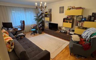 Apartament 3 camere - zona Gorjului cu centrala proprie