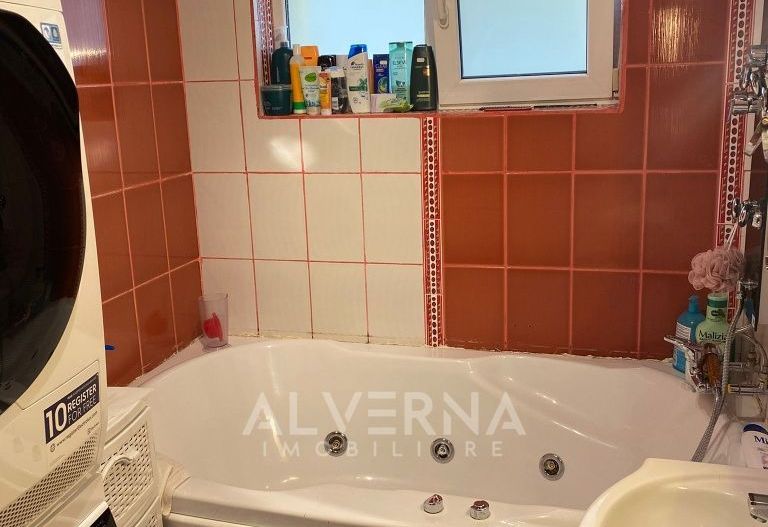 NOU! Apartament 3 camere, 67mp, mobilat, balcon, parcare, zona Teilor - Poză 13