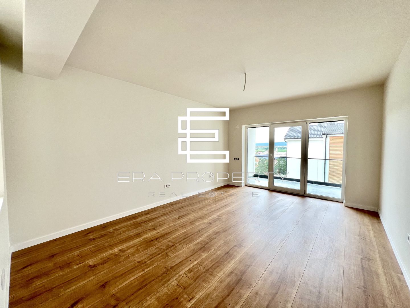 Apartament 2 camere - 54 mp - etaj 1 - zona Aeroport /Sibiu - Poză 2