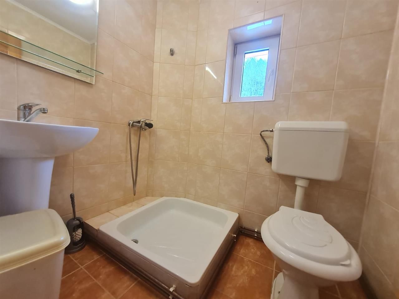 Vila multifunctionala in Predeal - oportunitate  resedinta si/sau afacere - Poză 11