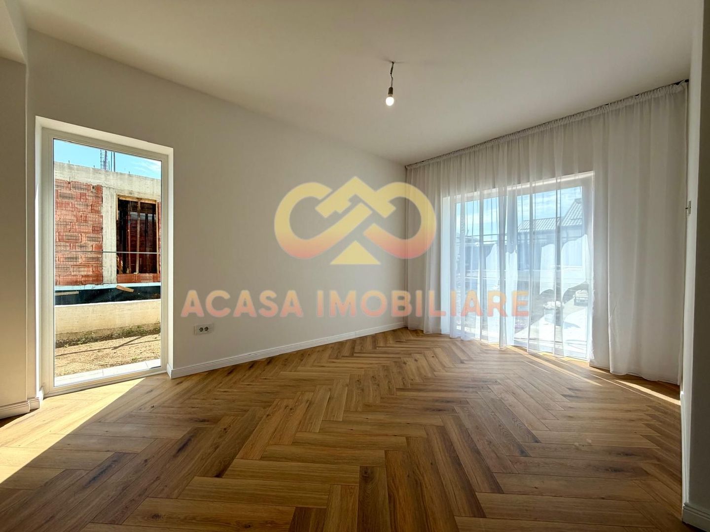 DUPLEX 4 CAMERE  120MP  VISAN - Poză 19