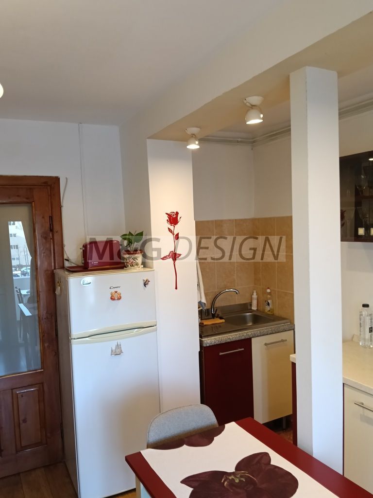 Vând apartament 2 camere - Poză 4